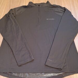 Columbia Women's Gray Long Sleeve Top